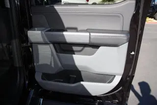 Ford F-150 2025 4x2 XLT 4 puertas SuperCrew 5.5 pies SB