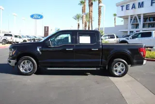 Ford F-150 2025 4x2 XLT 4 puertas SuperCrew 5.5 pies SB