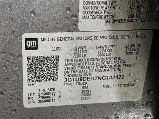 GMC Sierra 1500 Limited 2022 4x4 SLT Cabina Crew 4 puertas 5.8 pies. Caja corta
