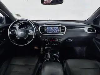 Kia Sorento 2019 AWD SX Limited V6 4 puertas SUV
