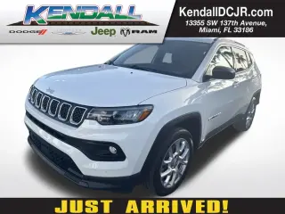 Jeep Compass 2023 4x4 Latitude Lux 4 puertas SUV