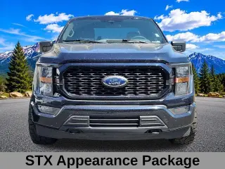 Ford F-150 2023 4x4 XL Cabina Super 4 puertas 6.5 pies SB