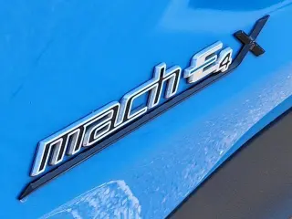 Ford Mustang Mach-E 2024 AWD Select 4 puertas SUV