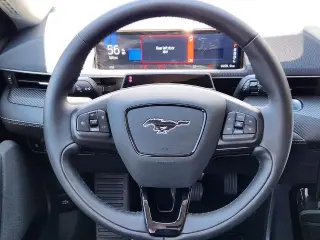 Ford Mustang Mach-E 2024 AWD Select 4 puertas SUV