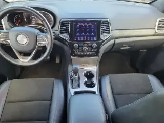 Jeep Grand Cherokee 2021 4x2 Laredo E 4 puertas SUV