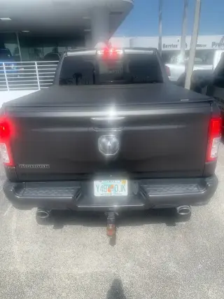Ram 1500 2022 4x2 Big Horn 4 puertas Cabina Crew 5.6 pies. SB Pickup