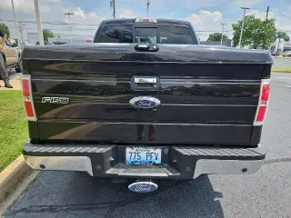 Ford F-150 2013 4x2 XLT 4 puertas SuperCrew Styleside 5.5 pies. SB