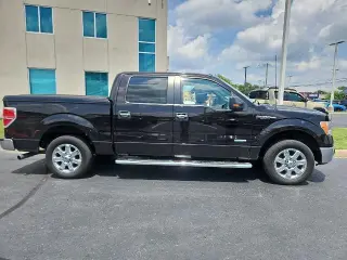 Ford F-150 2013 4x2 XLT 4 puertas SuperCrew Styleside 5.5 pies. SB