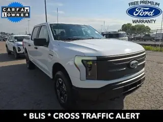 Ford F-150 Lightning 2023 AWD Pro 4 puertas SuperCrew 5.5 pies SB