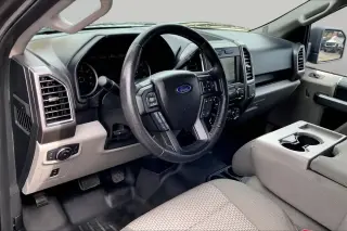 Ford F-150 2016 4x2 XLT 4 puertas SuperCrew 5.5 pies. SB