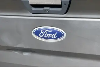 Ford F-150 2016 4x2 XLT 4 puertas SuperCrew 5.5 pies. SB