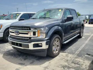 Ford F-150 2018 4x2 XLT 4 puertas SuperCrew 5.5 pies. SB