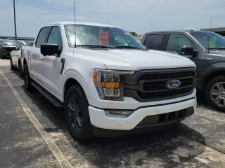 Ford F-150 2023 4x2 XLT 4 puertas SuperCrew 6.5 pies. SB