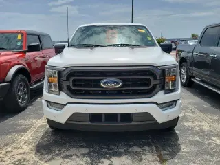 Ford F-150 2023 4x2 XLT 4 puertas SuperCrew 6.5 pies. SB