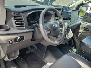 Ford Transit 2022 350 HD 3 puertas LWB Techo Alto DRW Furgón de Carga Extendido con GVWR de 11,000 lb