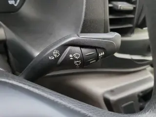 Ford Transit 2022 350 HD 3 puertas LWB Techo Alto DRW Furgón de Carga Extendido con GVWR de 11,000 lb
