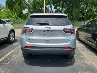 Jeep Compass 2026 4x4 Latitude 4 puertas SUV