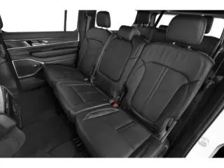Jeep Wagoneer 2023 4x2 4 puertas SUV
