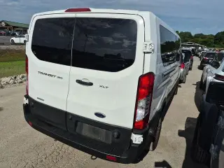 Furgoneta de pasajeros Ford Transit 2024 350 XL 3 puertas LWB con techo bajo
