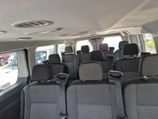 Furgoneta de pasajeros Ford Transit 2024 350 XL 3 puertas LWB con techo bajo