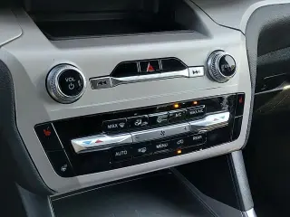 Ford Explorer 2023 XLT 4 puertas SUV