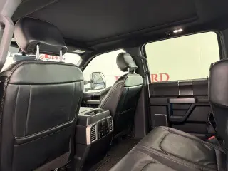 Ford F-150 2020 4x4 Platinum 4 puertas SuperCrew 5.5 pies. SB