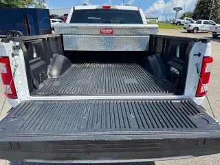 Ford F-150 2022 4x2 XL 4 puertas SuperCab 6.5 pies SB
