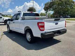 Ford F-150 2022 4x2 XL 4 puertas SuperCab 6.5 pies SB