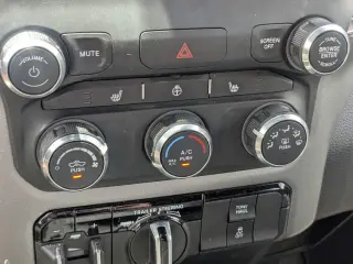 Ram 1500 2024 4x4 Big Horn Cabina Crew de 4 puertas, 5.6 pies. Pickup SB