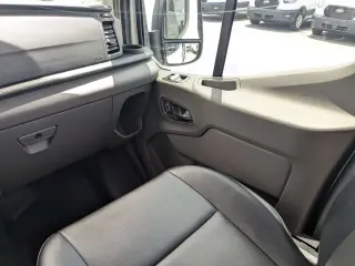 Furgoneta de Carga Ford Transit 2023 AWD 250 3 puertas SWB Techo Medio