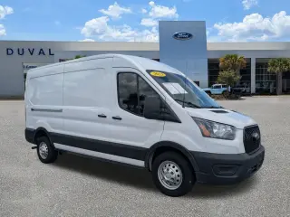 Furgoneta de Carga Ford Transit 2023 AWD 250 3 puertas SWB Techo Medio