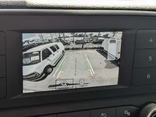 Furgoneta de Carga Ford Transit 2023 AWD 250 3 puertas SWB Techo Medio