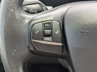 Furgoneta de Carga Ford Transit 2023 AWD 250 3 puertas SWB Techo Medio