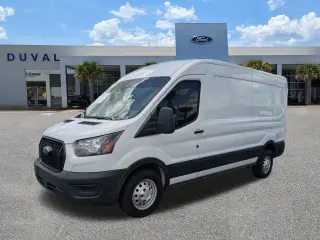 Furgoneta de Carga Ford Transit 2023 AWD 250 3 puertas SWB Techo Medio