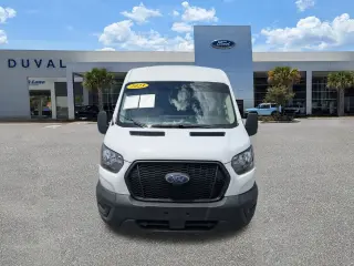 Furgoneta de Carga Ford Transit 2023 AWD 250 3 puertas SWB Techo Medio