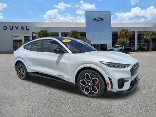 Ford Mustang Mach-E 2022 AWD GT 4 puertas SUV
