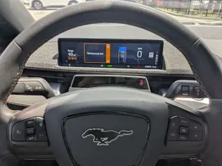 Ford Mustang Mach-E 2022 AWD GT 4 puertas SUV
