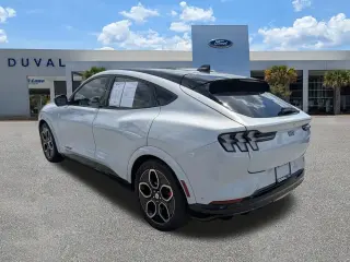 Ford Mustang Mach-E 2022 AWD GT 4 puertas SUV