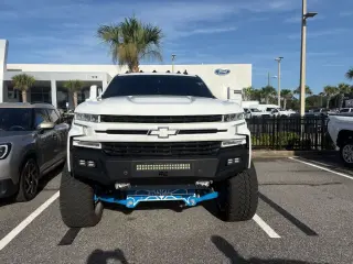 Chevrolet Silverado 1500 2019 4x4 RST 4 puertas Cabina Crew 5.8 pies. SB