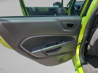 Ford Fiesta 2019 SE 4 puertas Sedan