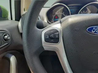 Ford Fiesta 2019 SE 4 puertas Sedan