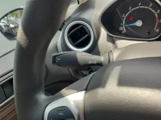 Ford Fiesta 2019 SE 4 puertas Sedan