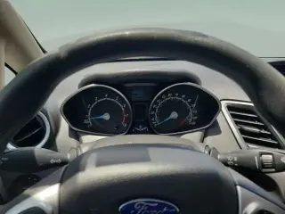 Ford Fiesta 2019 SE 4 puertas Sedan