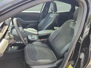 Ford Mustang Mach-E 2023 AWD GT 4 puertas SUV