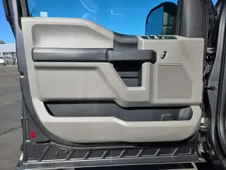 Ford F-150 2017 4x2 XL 4 puertas SuperCab 6.5 pies. SB