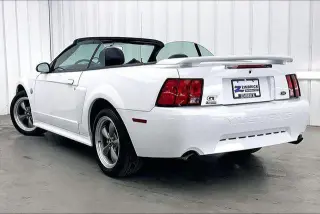 Ford Mustang 2004 GT Deluxe 2 puertas Convertible