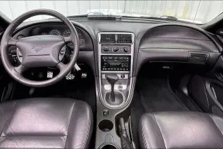 Ford Mustang 2004 GT Deluxe 2 puertas Convertible