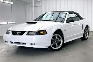 Ford Mustang 2004 GT Deluxe 2 puertas Convertible