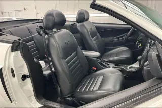 Ford Mustang 2004 GT Deluxe 2 puertas Convertible