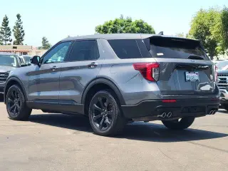 Ford Explorer 2022 AWD ST 4 puertas SUV